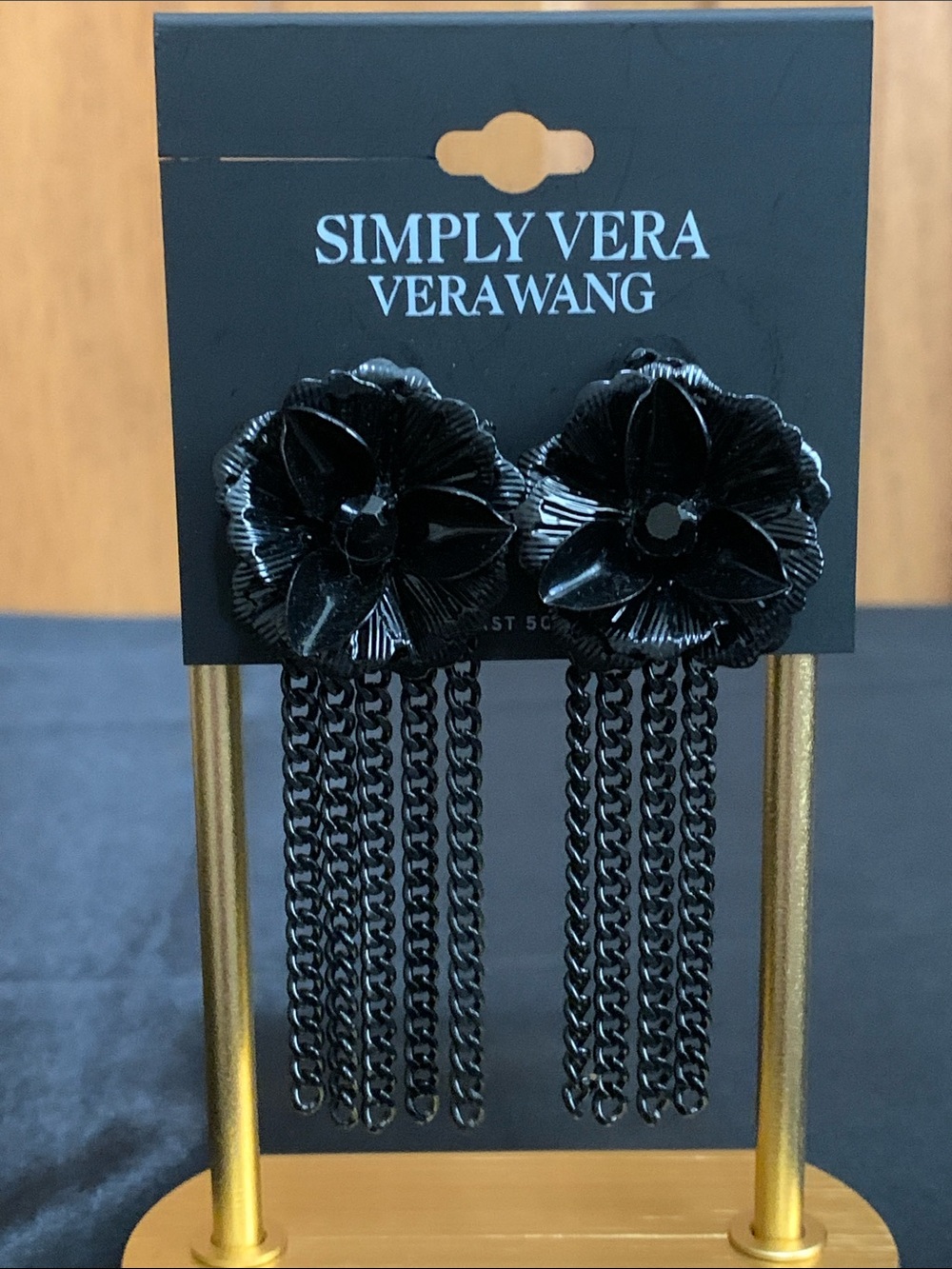 NWT Simply Vera Vera Wang black flower & chain earrings